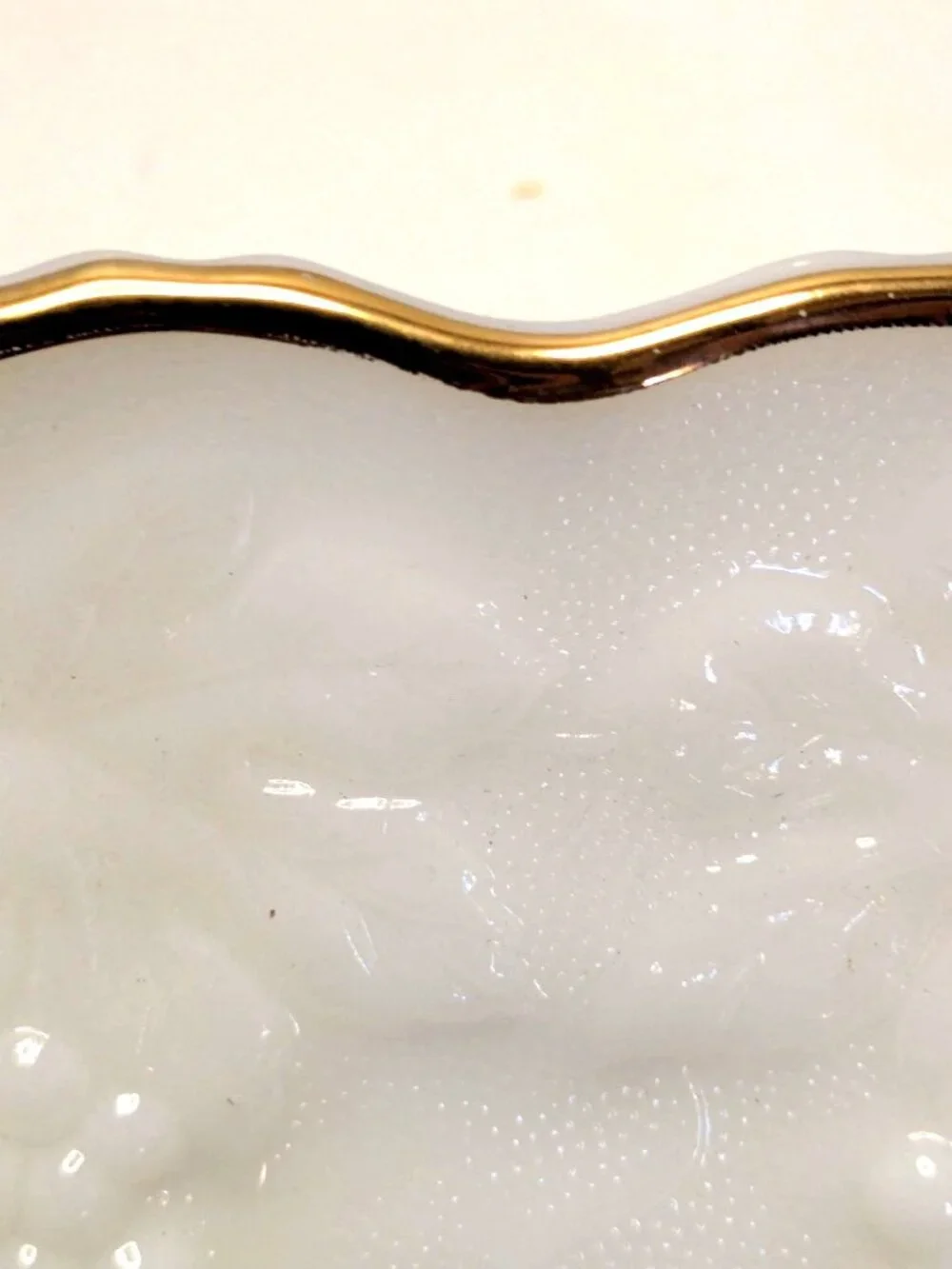 Vtg. Anchor Hocking White Milk Glass Fruit Bowl Embossed Grape Leaf Gold-Trimmed